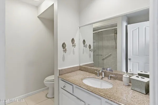 $3,000 | 606 Bay Avenue, Unit 2, Point Pleasant Beach, NJ 08742