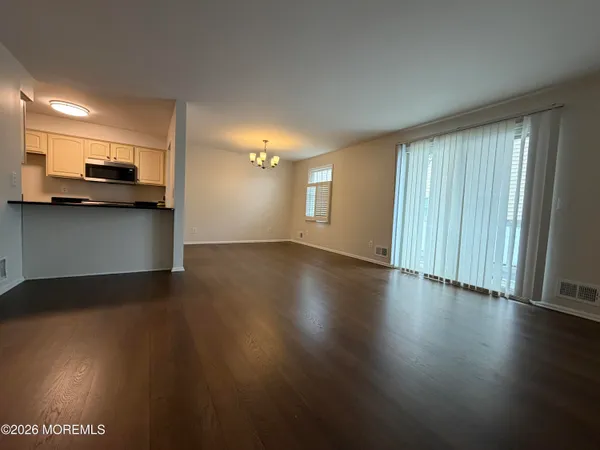 $3,000 | 606 Bay Avenue, Unit 2, Point Pleasant Beach, NJ 08742