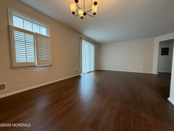 $3,000 | 606 Bay Avenue, Unit 2, Point Pleasant Beach, NJ 08742