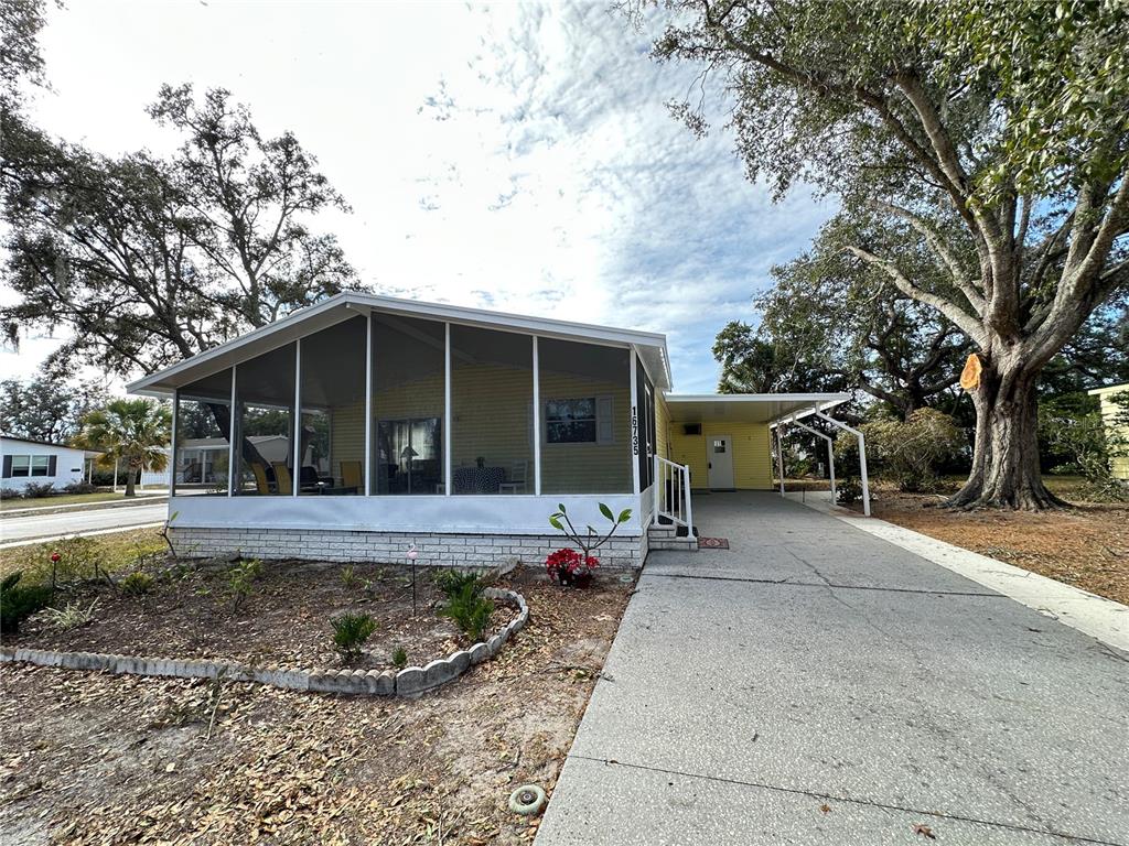 16735 Olivaud Street Hudson, FL 34667 - Photo 4 of 53
