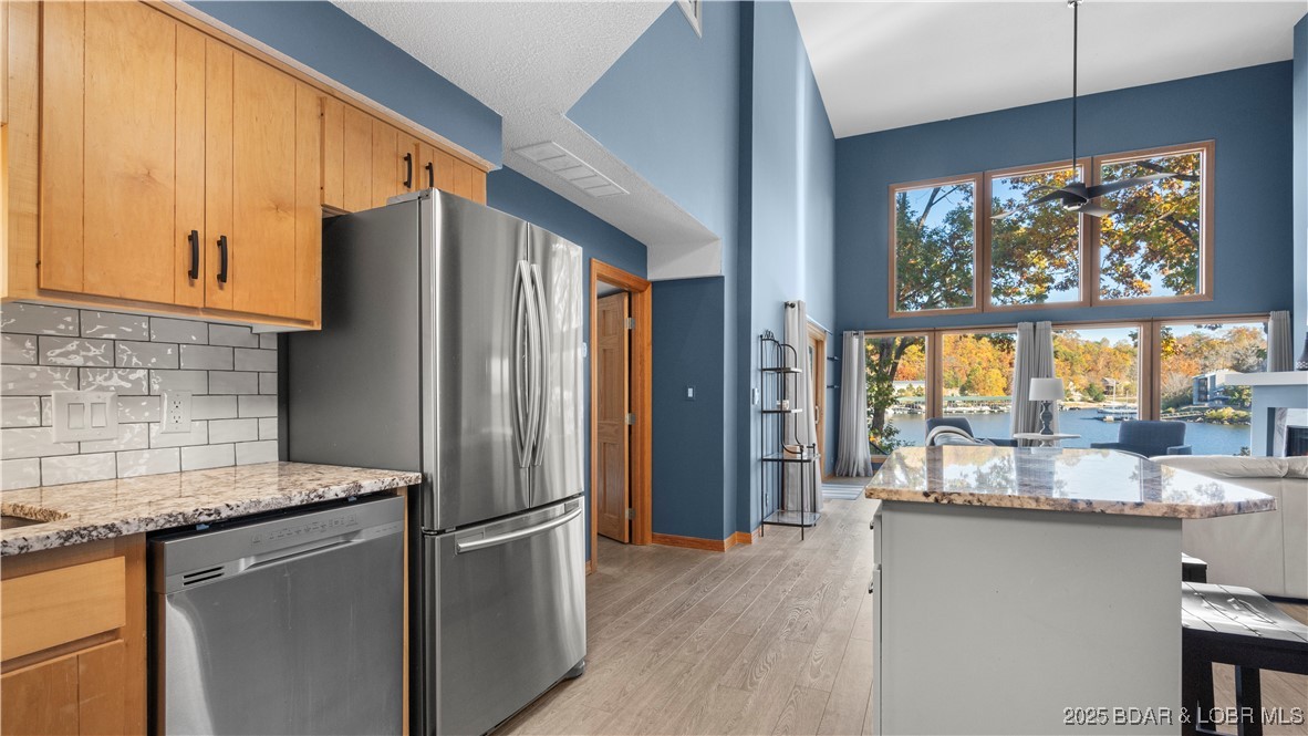 493 Highline Drive Lake Ozark, MO 65049 - Photo 13 of 54