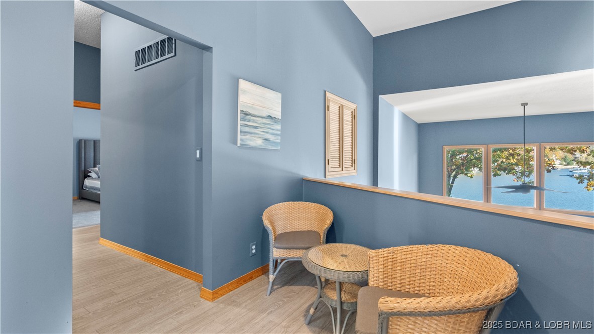 493 Highline Drive Lake Ozark, MO 65049 - Photo 21 of 54