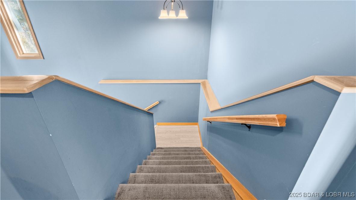 493 Highline Drive Lake Ozark, MO 65049 - Photo 30 of 54