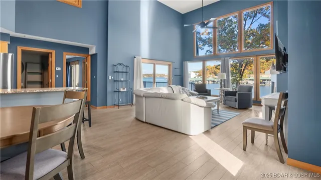 $725,000 | 493 Highline Drive, Lake Ozark, MO 65049