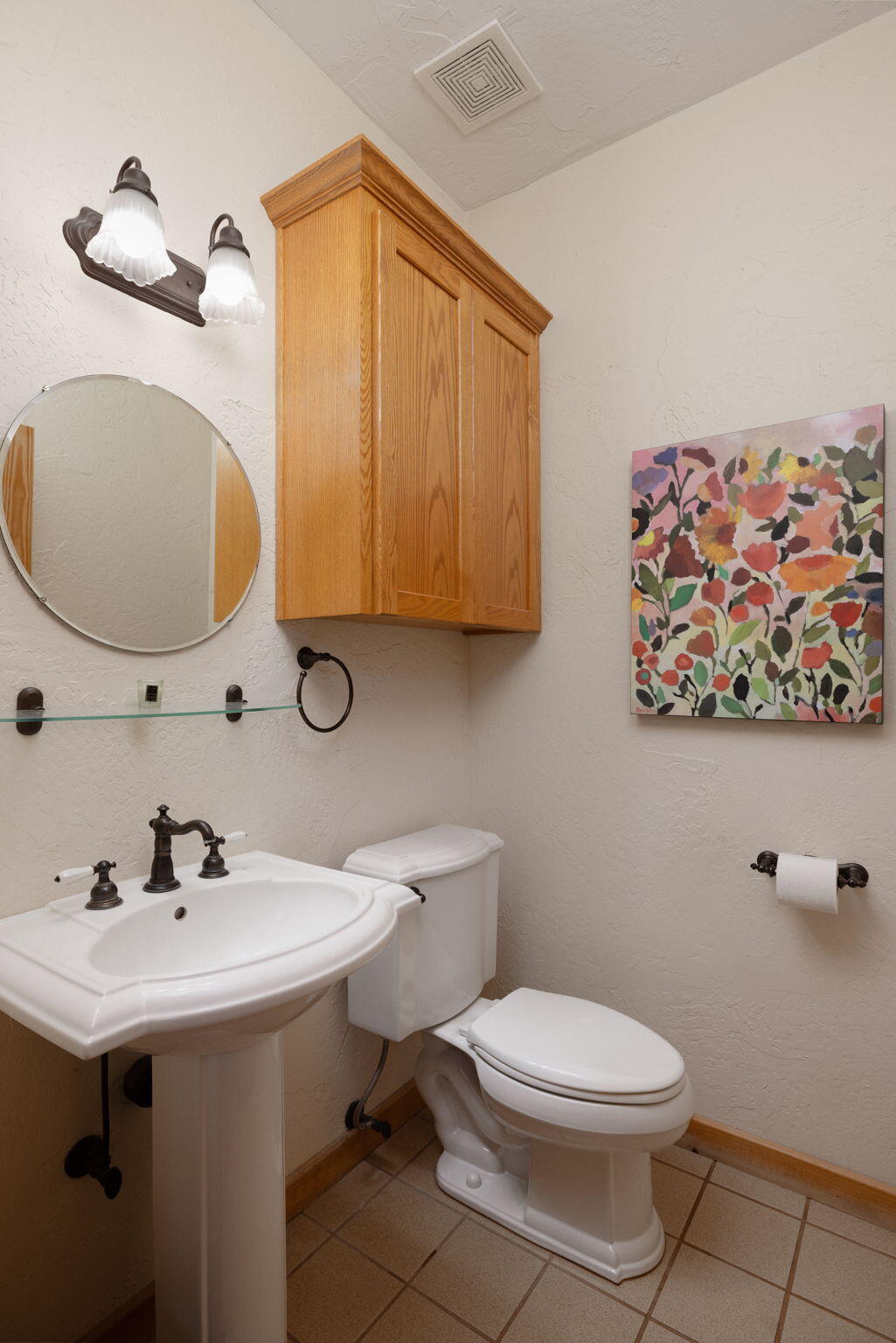 11311 Fleming Road Powell Butte, OR 97753 - Photo 30 of 58 1/2 bath main floor