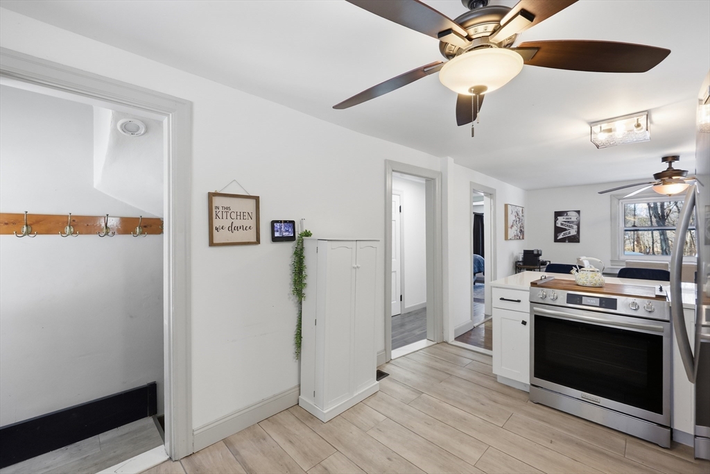 1962 Allen Street Springfield, MA 01118 - Photo 16 of 33 Gallery Image 16