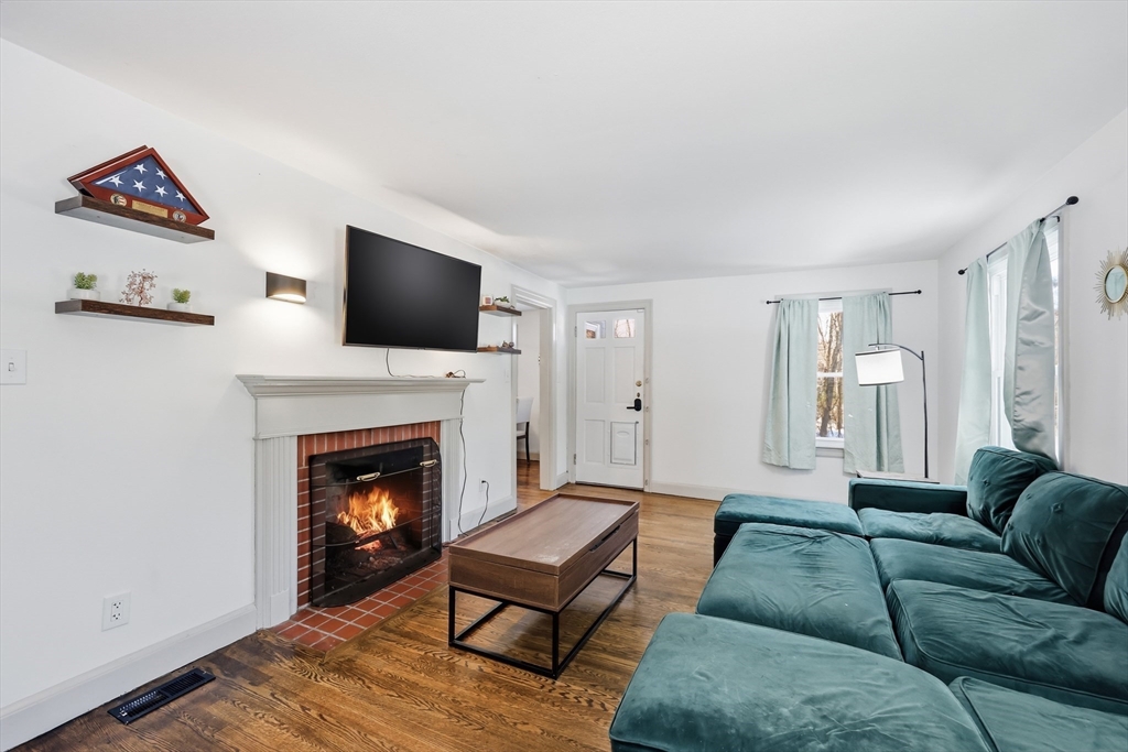 1962 Allen Street Springfield, MA 01118 - Photo 25 of 33 Gallery Image 25