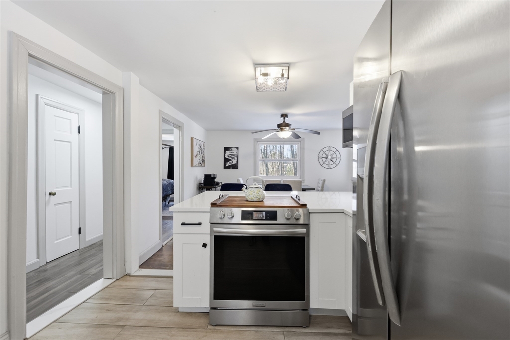 1962 Allen Street Springfield, MA 01118 - Photo 8 of 33 Gallery Image 8