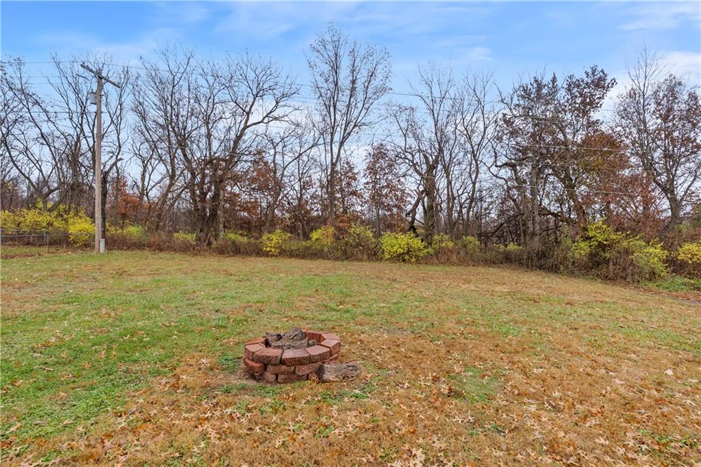 1807 Stacy Road Harrisonville, MO 64701 - Photo 16 of 18