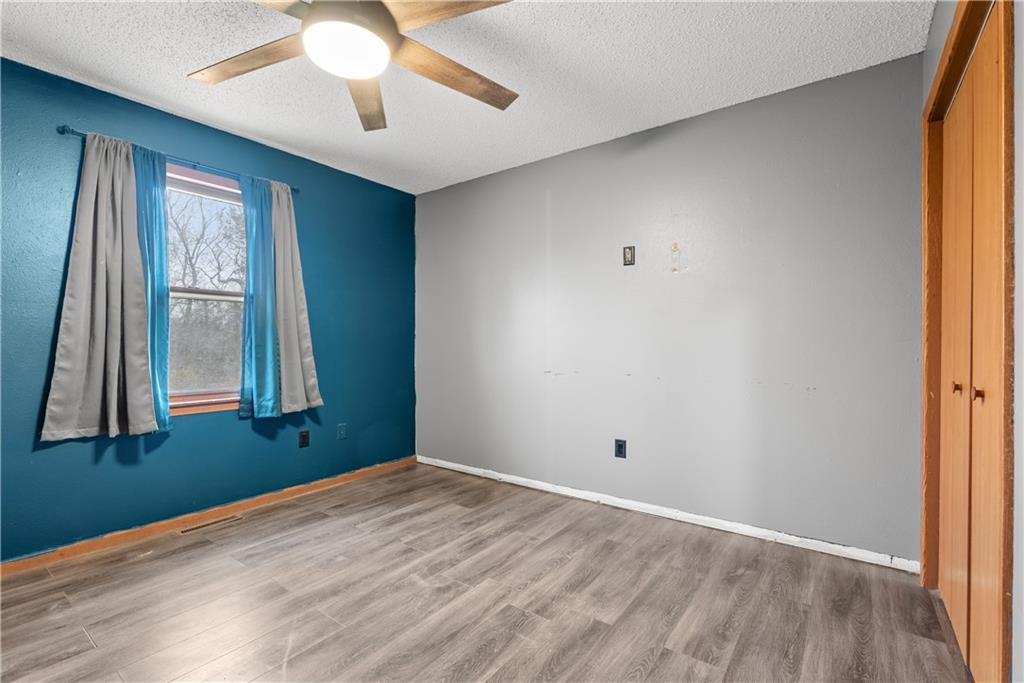 1807 Stacy Road Harrisonville, MO 64701 - Photo 10 of 18