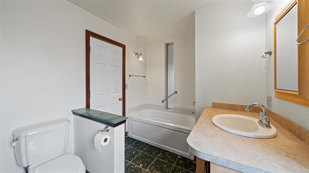 293 Frenchman Lake Road Chilcoot, CA 96105 - Photo 11 of 21 Gallery Image 11