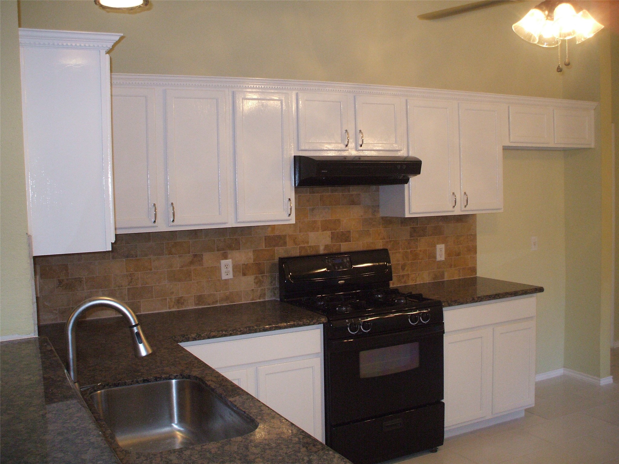 2408 Wilma Rudolph Road Austin, TX 78748 - Photo 11 of 25