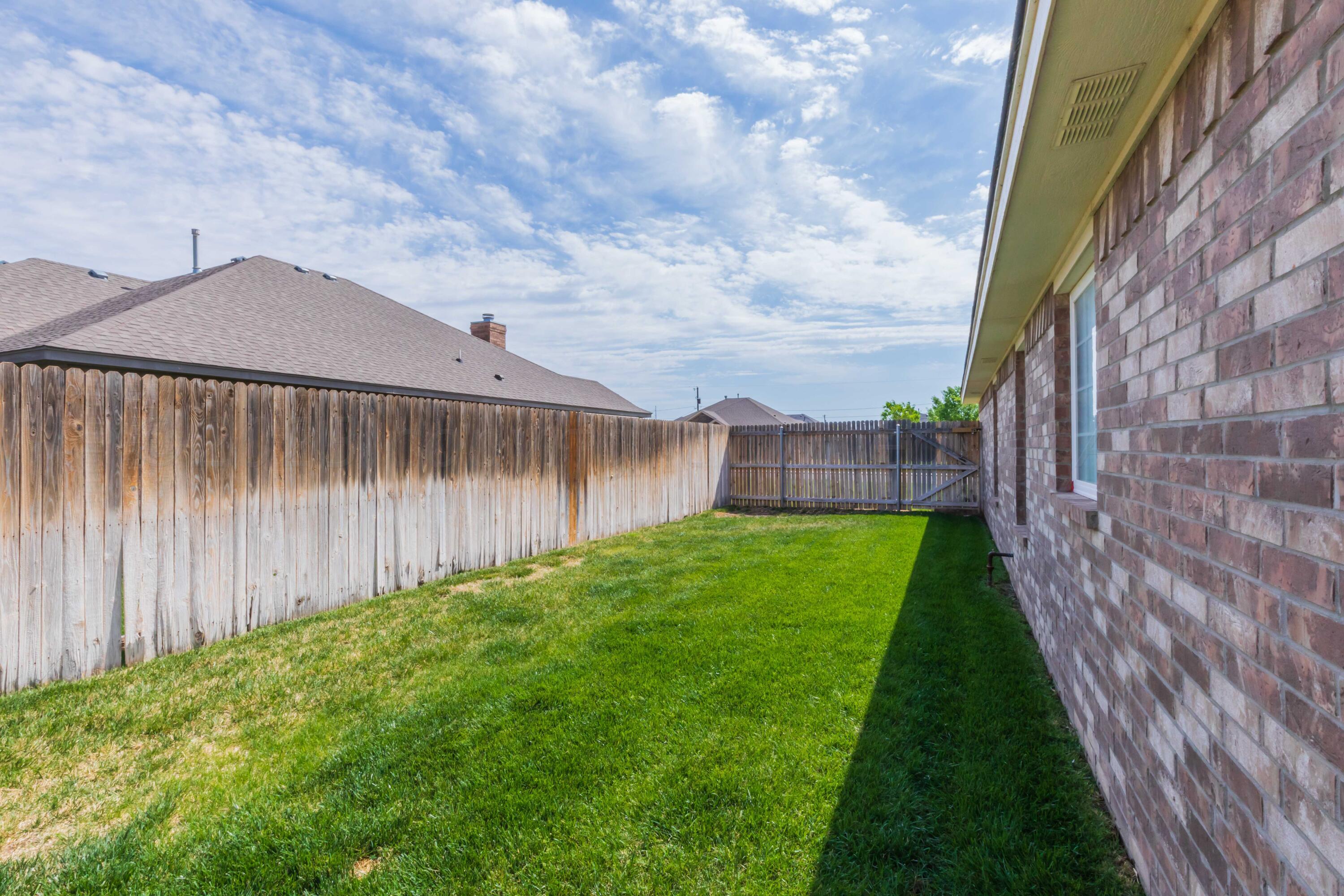 5904 South Rusk Street Amarillo, TX 79118 - Photo 45 of 49 a view of yard with green space