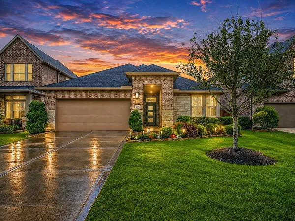 $389,000 | 3004 Starry Knl Trail, Katy, TX 77493