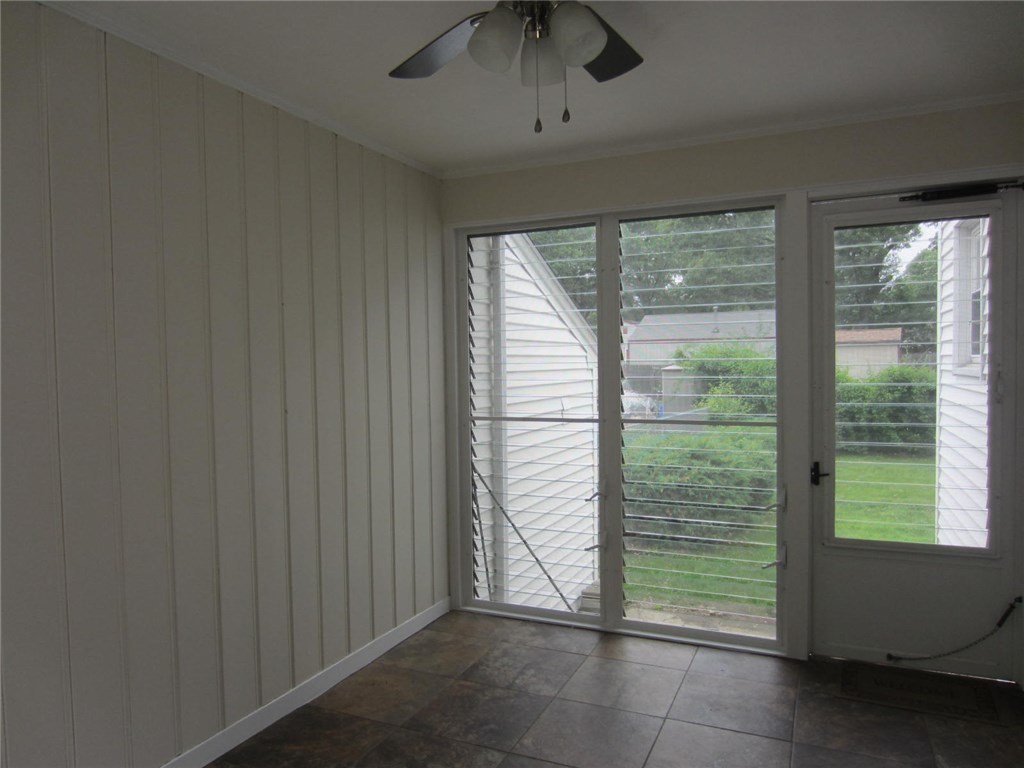 112 New Road East Providence, RI 02916 - Photo 30 of 37 Gallery Image 30
