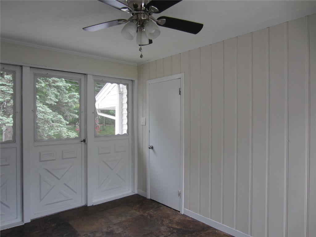 112 New Road East Providence, RI 02916 - Photo 31 of 37 Gallery Image 31