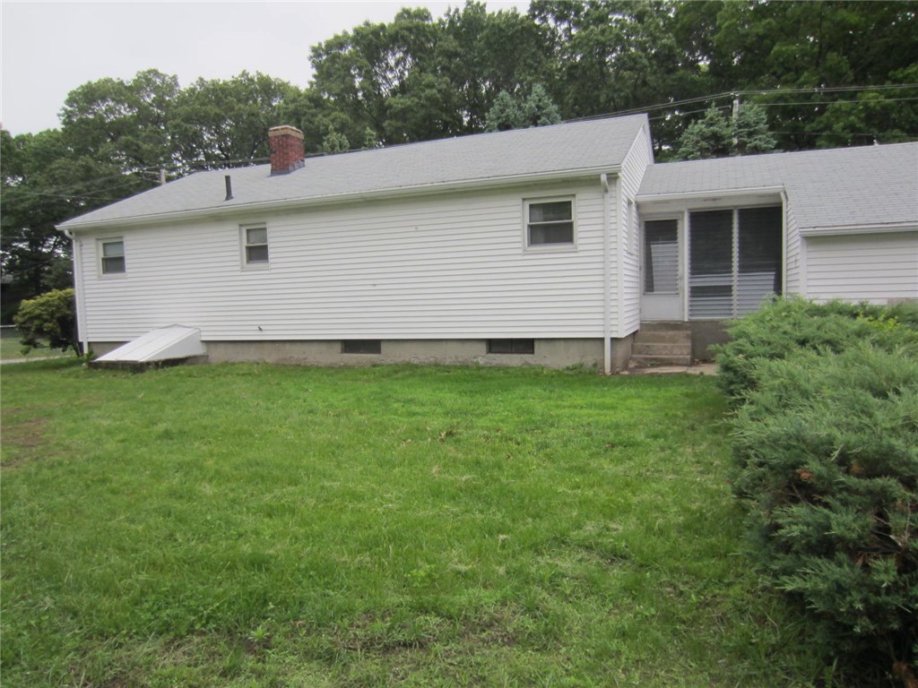 112 New Road East Providence, RI 02916 - Photo 36 of 37 Gallery Image 36