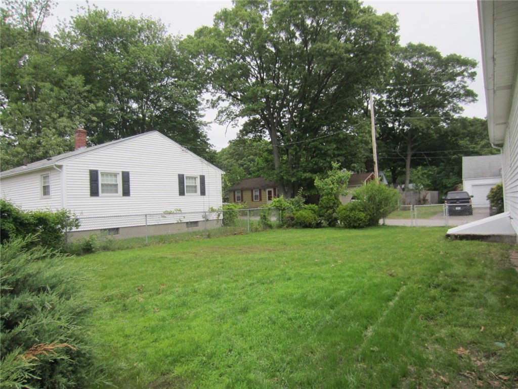 112 New Road East Providence, RI 02916 - Photo 37 of 37 Gallery Image 37