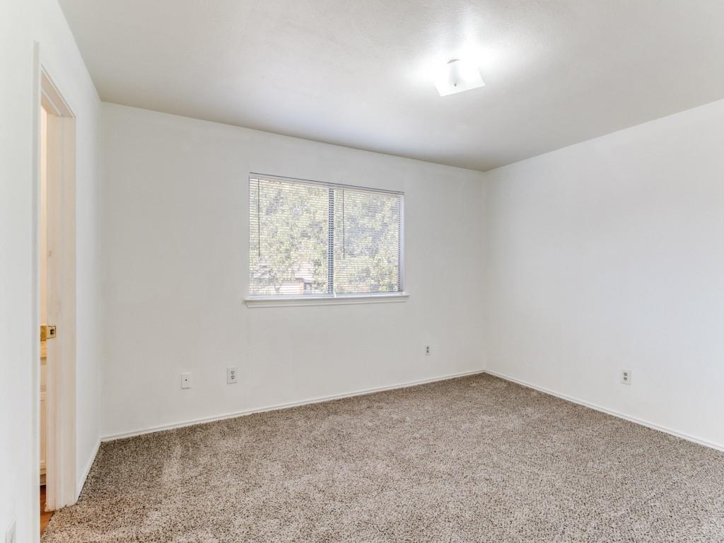 2321 Colonial Mesquite, TX 75150 - Photo 18 of 25 an empty room with a window