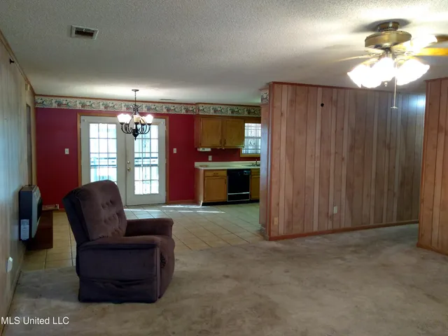 $127,500 | 207 North Fulton Avenue, Isola, MS 38754