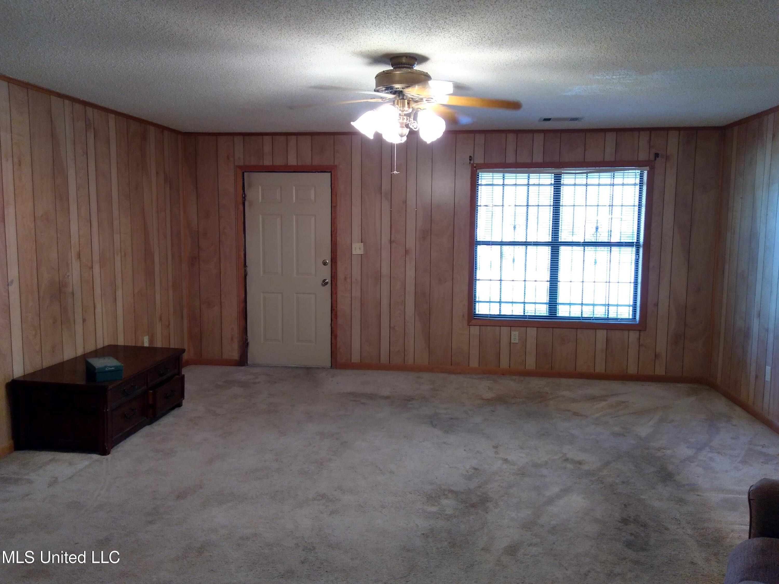 207 North Fulton Avenue Isola, MS 38754 - Photo 21 of 40 IMG_20260113_140054087_HDR