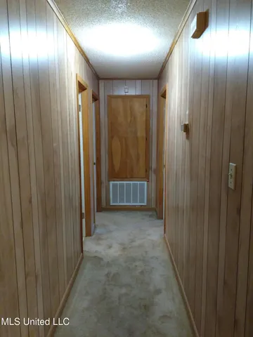 $127,500 | 207 North Fulton Avenue, Isola, MS 38754