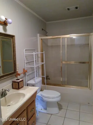 $127,500 | 207 North Fulton Avenue, Isola, MS 38754