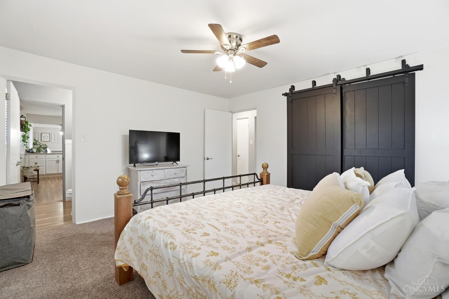 5349 Foley Road Cincinnati, OH 45238 - Photo 18 of 40