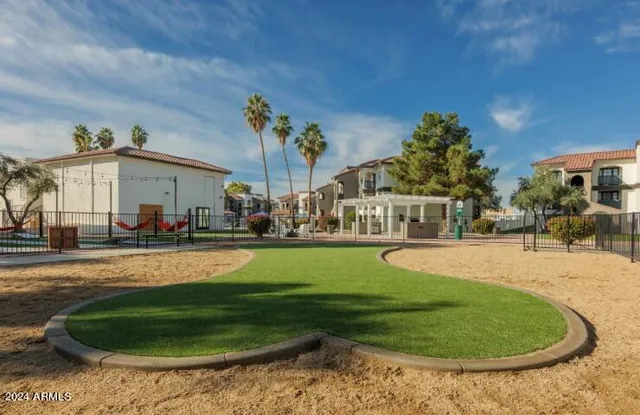 $1,000 | 4722 East Bell Road, Unit 1, Phoenix, AZ 85032