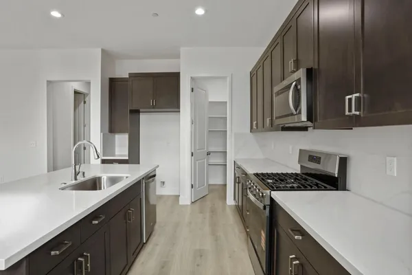 $734,990 | 2291 Paramount Lane, Manteca, CA 95337