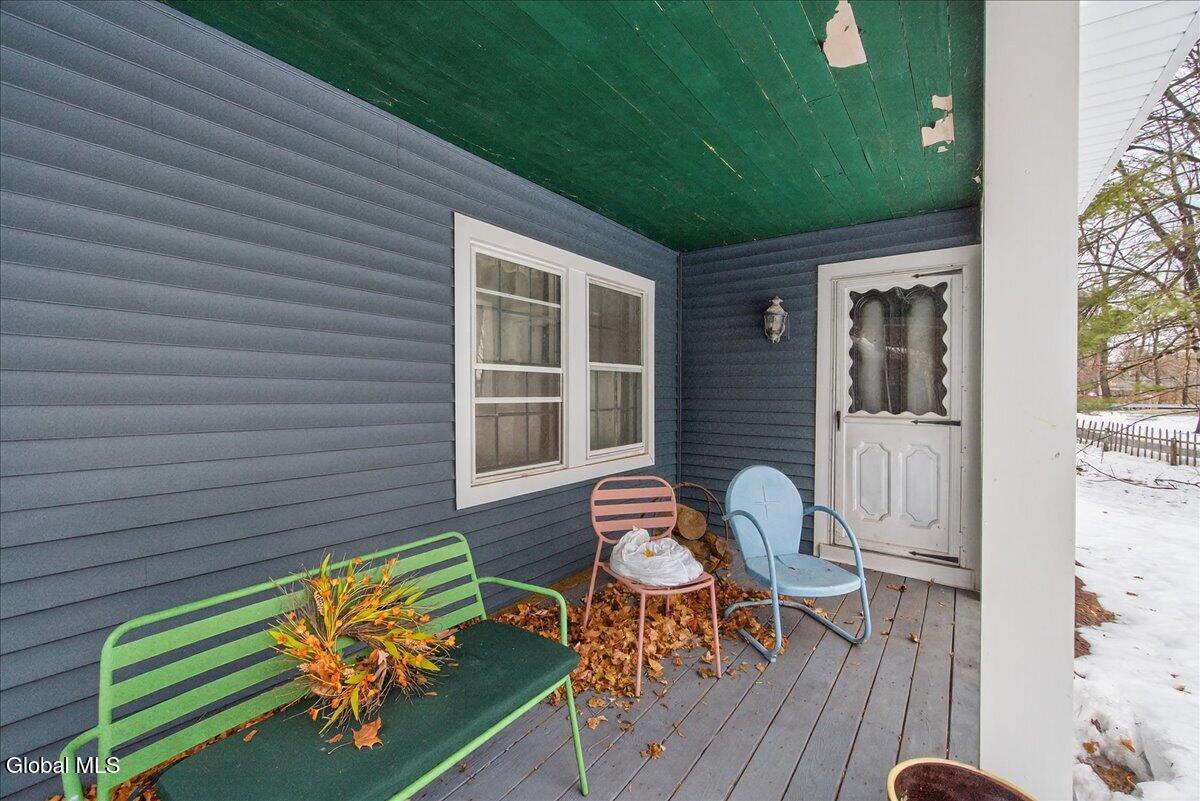 1410 River Road Bethlehem, NY 12158 - Photo 4 of 30 46-1410 River Rd-46