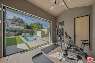$3,495,000 | 11317 Valley Spring Lane, Studio City, CA 91602