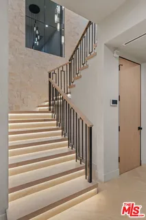 $3,495,000 | 11317 Valley Spring Lane, Studio City, CA 91602