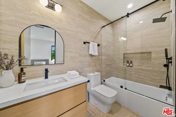 $3,495,000 | 11317 Valley Spring Lane, Studio City, CA 91602