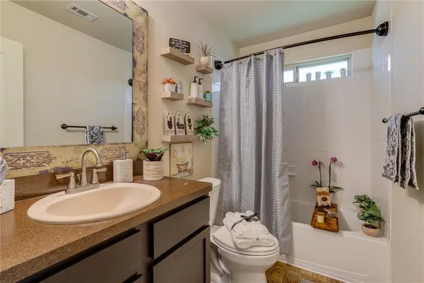 $1,750 | 4606 Kind Way, Unit 285, Austin, TX 78725