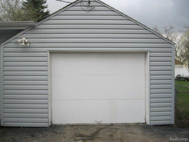 15500 Dayton Road Monroe, MI 48161 - Photo 2 of 7 IMG_6944