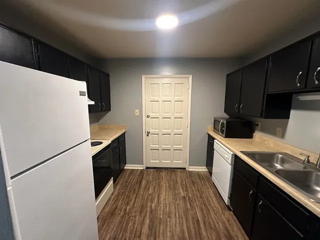 $950 | 1235 Buckingham Drive, Unit 4, Tallahassee, FL 32308