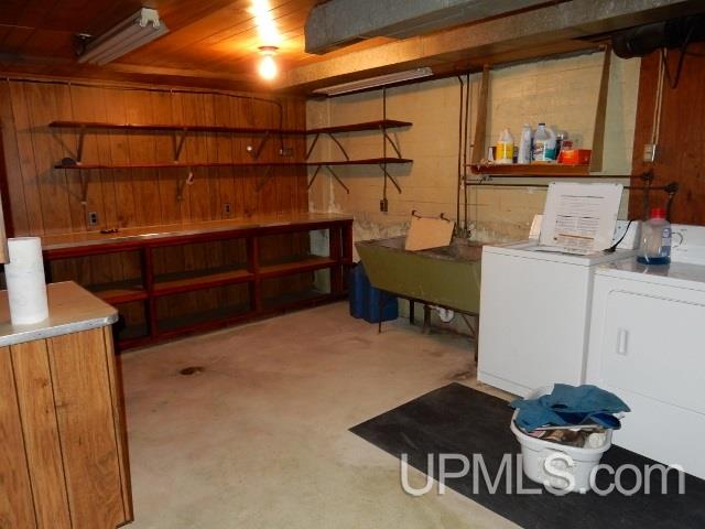 230 Bluff Street Ishpeming, MI 49849 - Photo 25 of 34