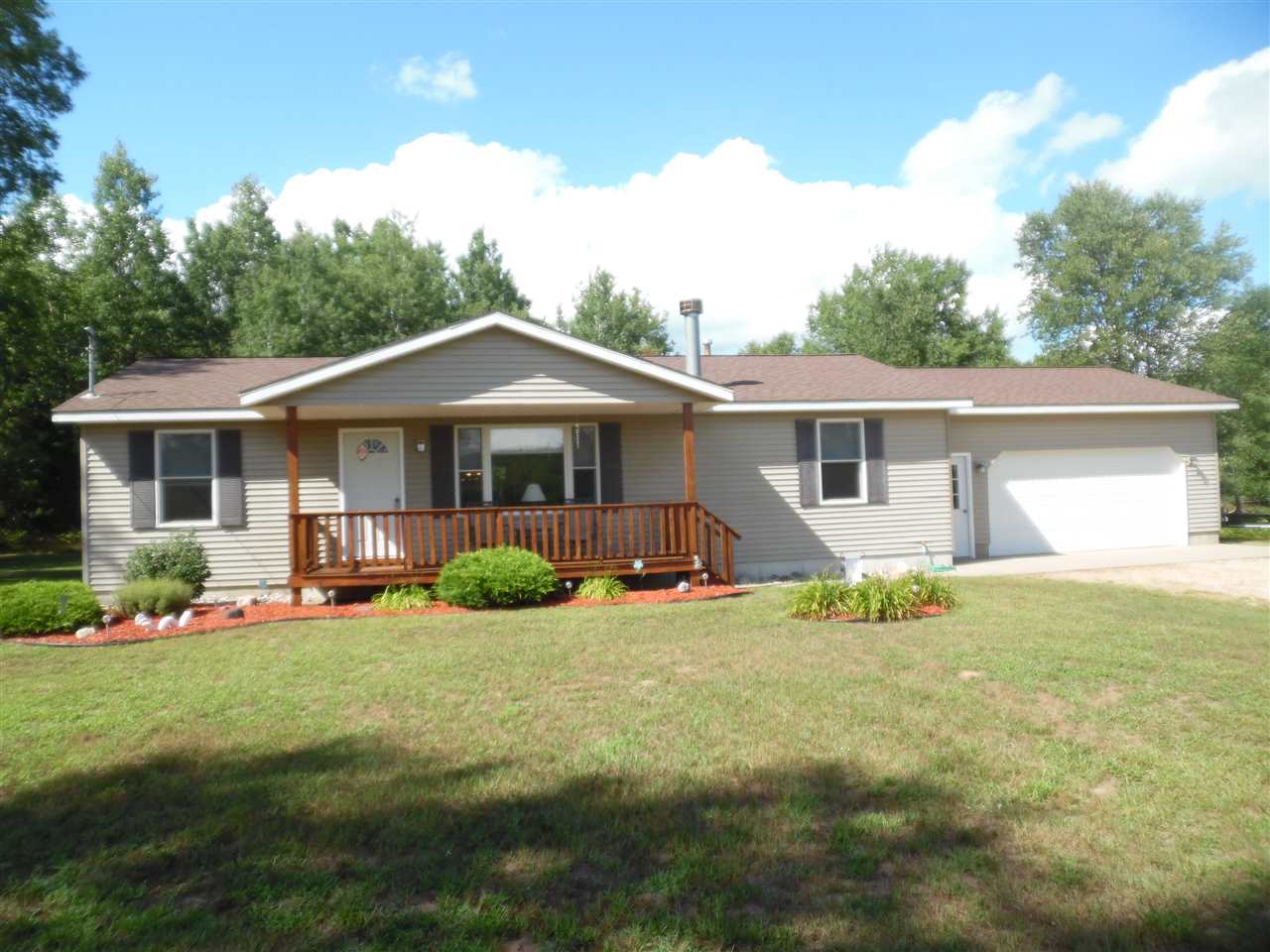 11853 Pleasant Valley Road Cadillac, MI 49601 - Photo 1 of 40 1821768.JPG