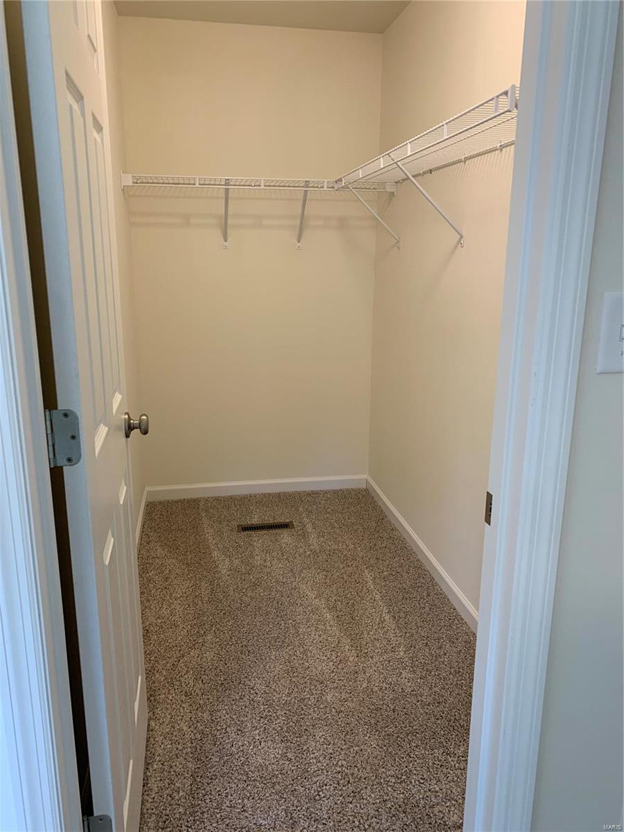 5362 Lakepath Way Eureka, MO 63025 - Photo 17 of 34