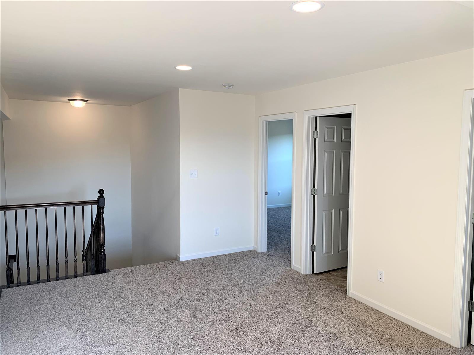 5362 Lakepath Way Eureka, MO 63025 - Photo 19 of 34