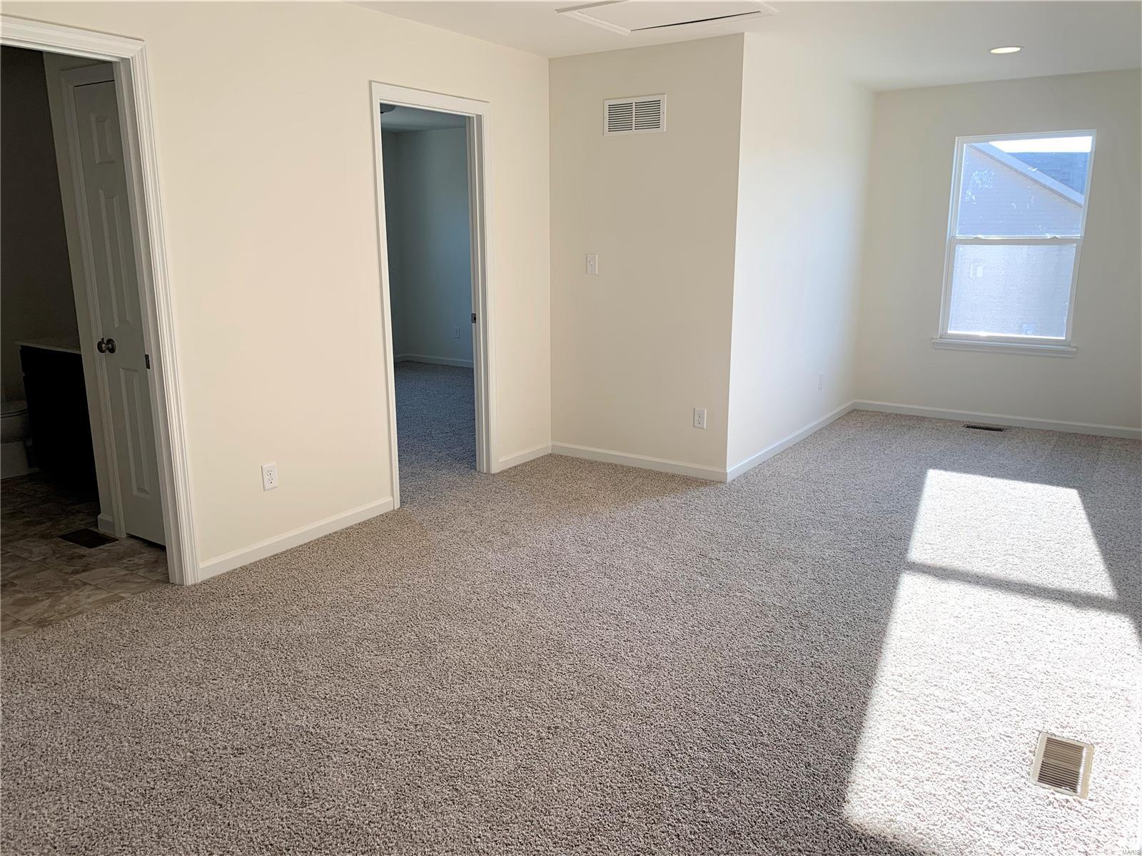 5362 Lakepath Way Eureka, MO 63025 - Photo 20 of 34