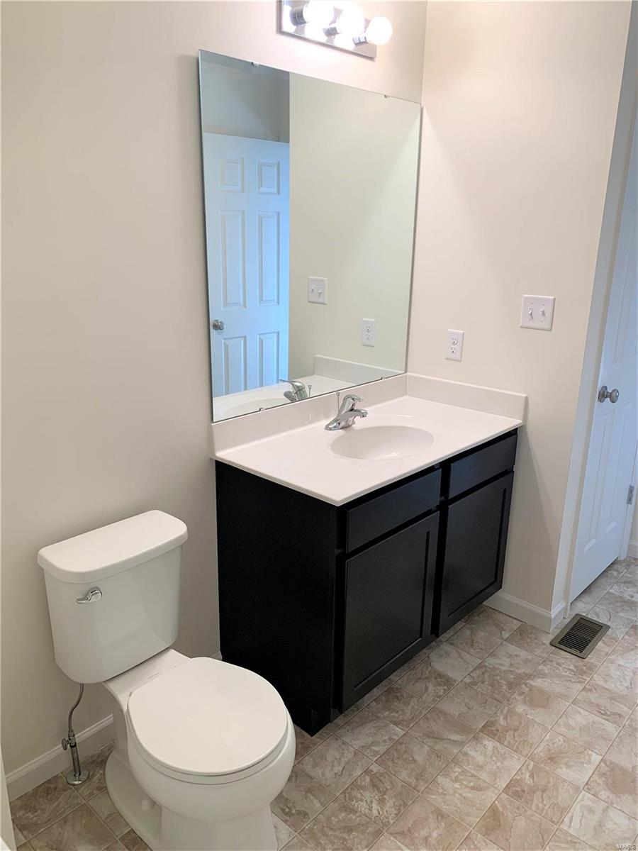 5362 Lakepath Way Eureka, MO 63025 - Photo 29 of 34