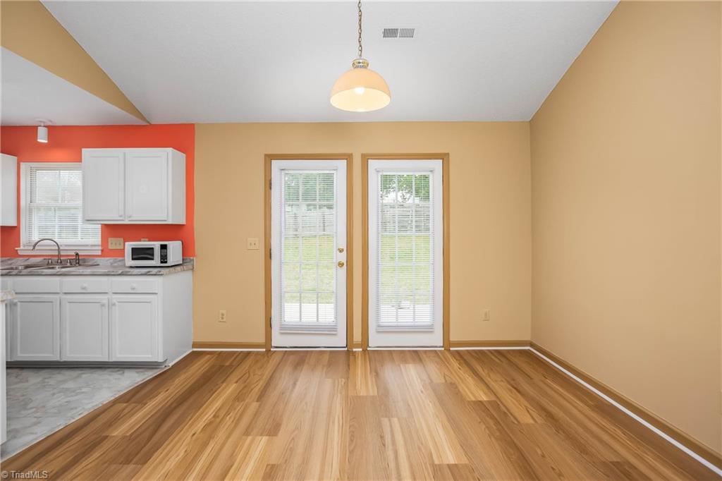 2460 Shadow Valley Road High Point, NC 27265 - Photo 7 of 26 Gallery Image 7