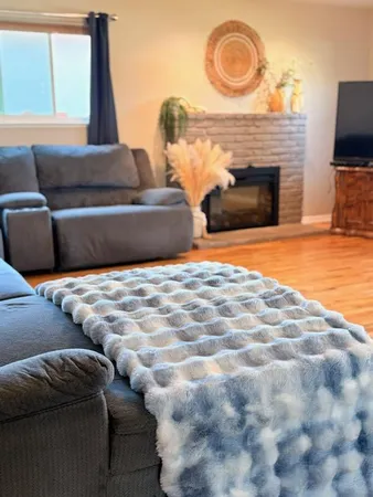 $465,000 | 1908 Debonaire Court, Modesto, CA 95350