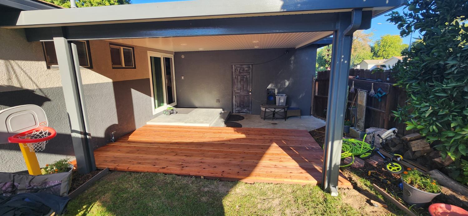 1908 Debonaire Court Modesto, CA 95350 - Photo 30 of 39 a front view of house with yard