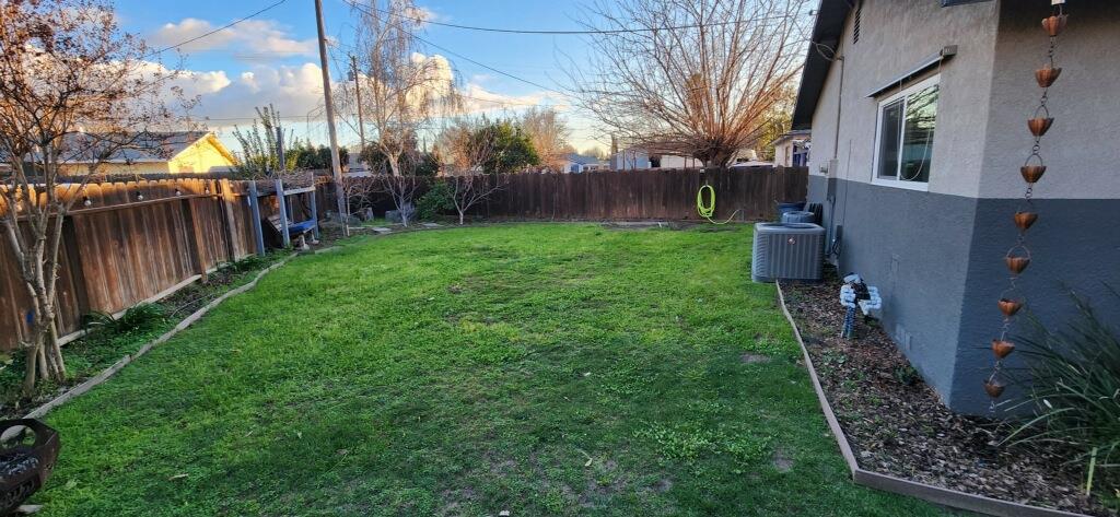 1908 Debonaire Court Modesto, CA 95350 - Photo 33 of 39