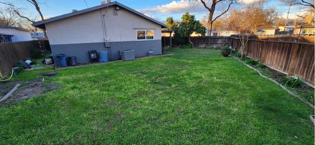 1908 Debonaire Court Modesto, CA 95350 - Photo 35 of 39