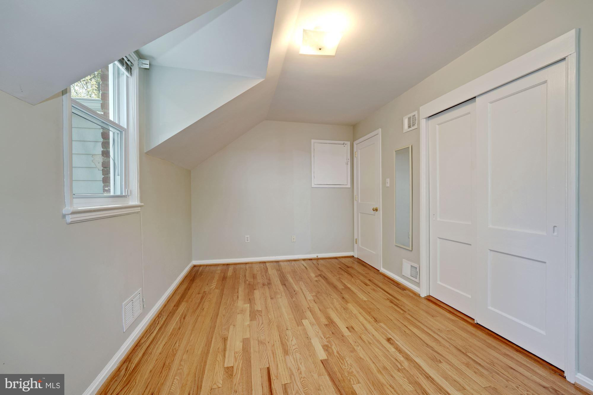 1102 Carson Street Silver Spring, MD 20901 - Photo 19 of 28 Gallery Image 19