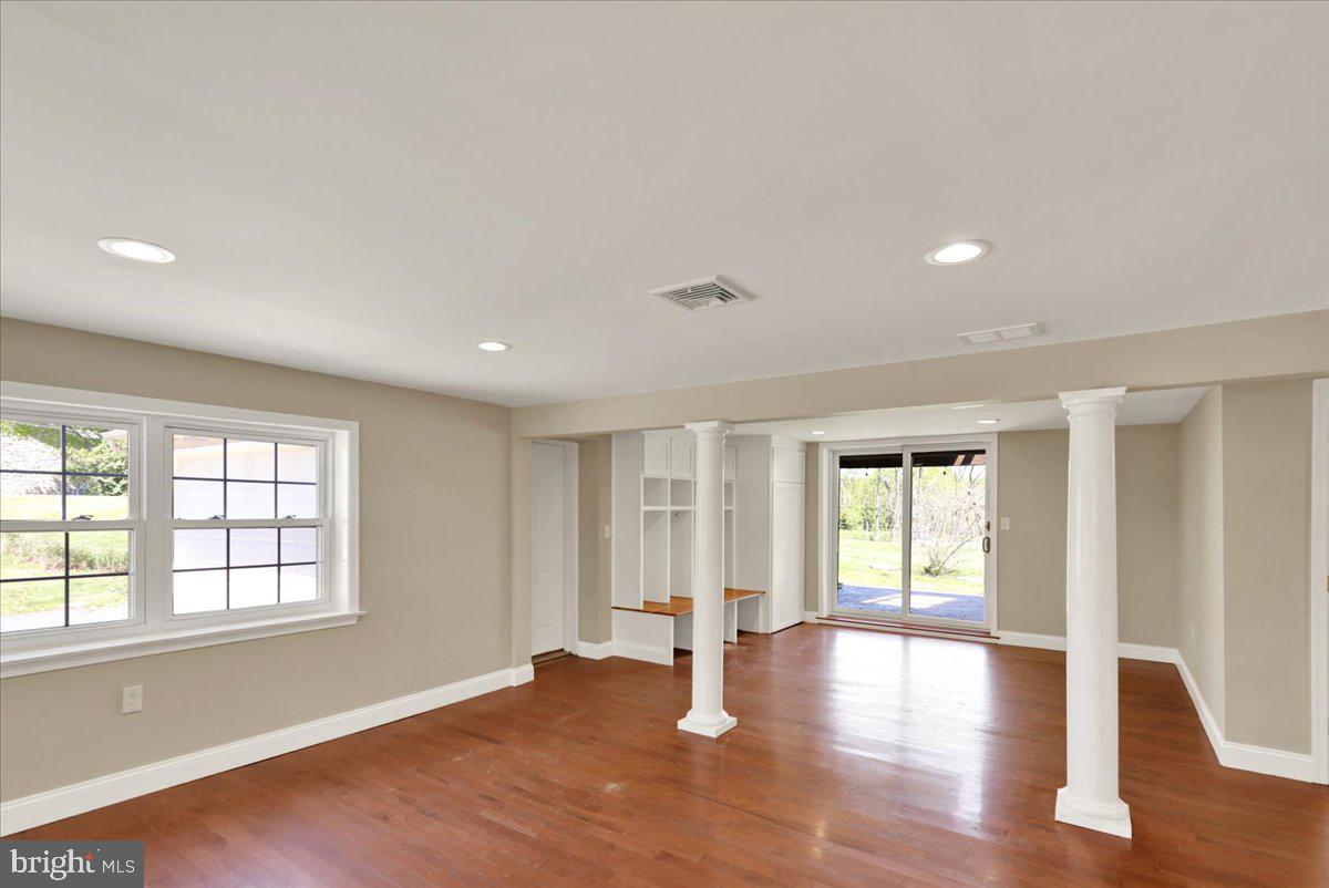 2236 Hopewell Road Elverson, PA 19520 - Photo 5 of 30
